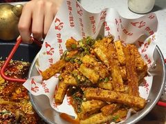 -江湖小牛·水煮牛排火锅(欧亚新生活购物广场店)