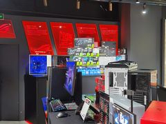 -ROG玩家国度(美罗城店)