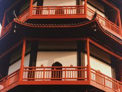 -绳金塔