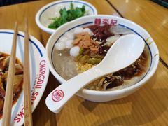 -蓉李记成都名小吃(武汉菱角湖万达店)