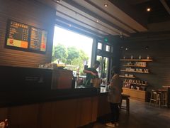 -星巴克(南通凤凰文化广场店)