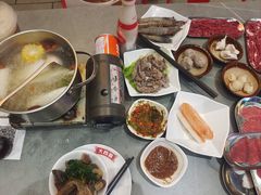 -金龙大四喜牛肉火锅