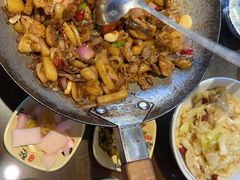 -富正毅三下锅·湘西韵味(天门山索道店)