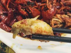 -扒虾小妹儿麻辣海鲜(宏图街店)