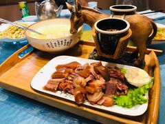 -乔家小院•非遗驴肉•本地小海鲜(滨河路店)