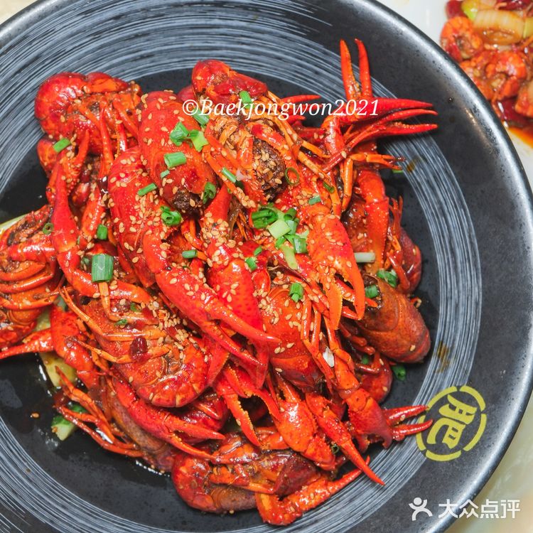 武汉美食分享 | 油焖大虾哪家强? 反正我只吃肥肥虾庄!