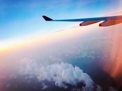 -新加坡航空公司(ION)