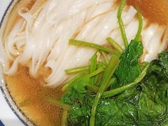 -霸蛮湖南菜·牛肉粉(荣京西街店)