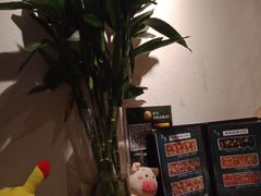 -八月美食小馆(银泰城总店)
