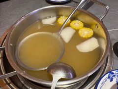 牛肉火锅排骨汤底-贵宾牛·潮汕牛肉火锅(珠池总店)