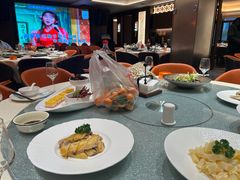 -新天明砂锅鱼头煲