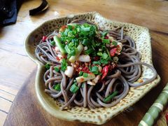 蕨根粉-郑件洋芋饭庄