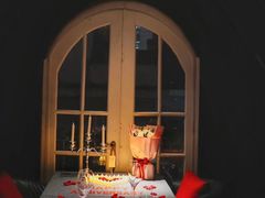 -弦月窗LUNETTE BY AMANDA(复兴路店)