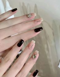 -桃色美甲沙龙