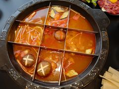 -老酉火锅(阳明古镇店)