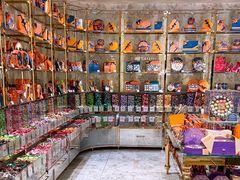 -VENCHI 闻绮(北京国贸商城店)