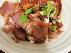 -熊大师牛羊粉(红谷凯旋店)