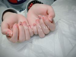 -沫儿·美甲美睫·半永久·皮肤管理