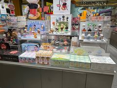 -泡泡玛特POPMART(上海环球港店)