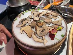 -芸山季·云南野生菌火锅(人民广场来福士店)