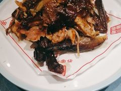 -乔家小院•非遗驴肉•青岛菜(滨河路店)