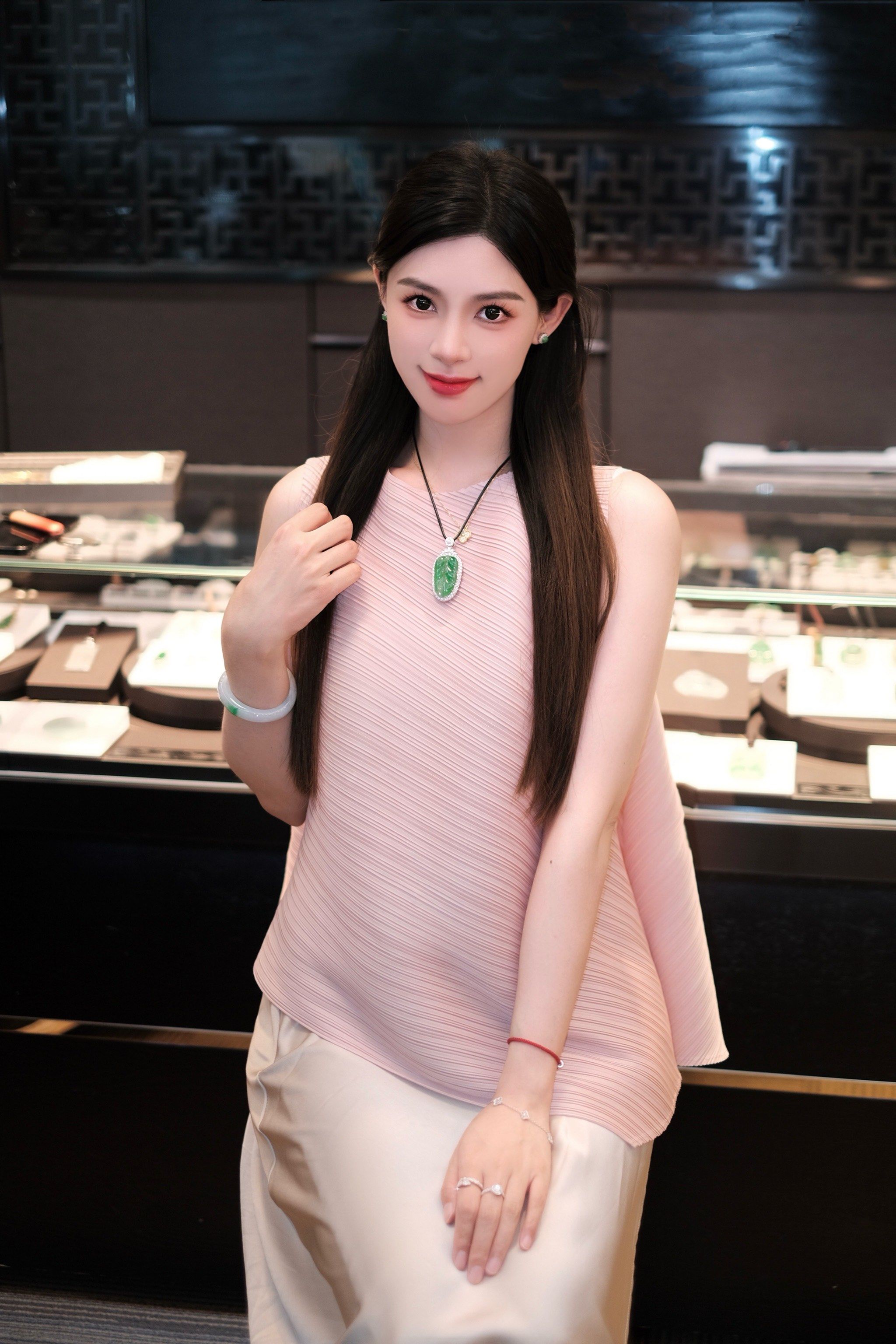 喜欢翡翠的妈妈说:我就是她的金枝玉叶!