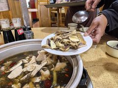 -东巴谷野生菌火锅餐厅