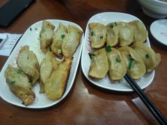 -小姜锅贴(凤凰街店)