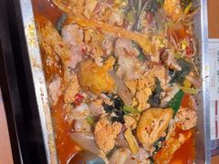 -后街佬·炭火鲜鱼杂(33小镇店)