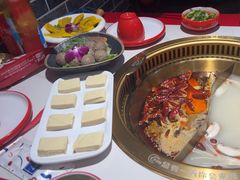 -欠火锅·水牛毛肚·团建聚餐·生日宴(何山路店)
