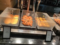 -中山利和希尔顿酒店