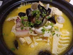 石锅手工豆腐-维园悦谱·海派家常菜(乌鲁木齐南路店)