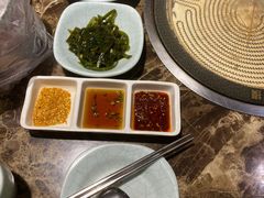 -猪啊牛呀羊啊铜盘烤肉(正大广场店)