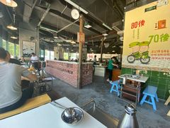 大堂-憨铁匠老火锅(龙岗万科里店)