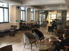 大堂-星巴克臻选(广州沙面店)