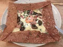 鸡蛋蘑菇熏肉荞麦可丽饼-RAC BAR(安福路店)