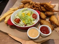 -必胜客(WOW中央公园店)