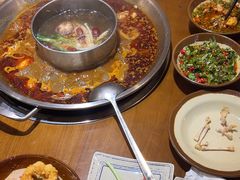 -巴隆门重庆老火锅(太湖路店)