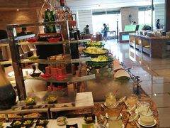 自助取餐区-厦门悦华酒店·绿庭主题自助餐厅