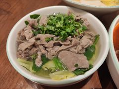 -犇逸·乐山跷脚牛肉·四川现炒(览海店)