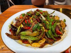 爆炒牛肠-柴窝堡22号辣子鸡·传承新疆菜