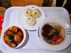 -凤起龙游老面包子(凯德晶品店)