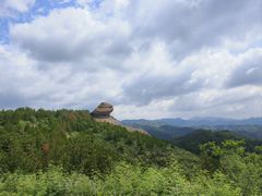 -磬锤峰森林公园