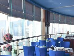 -粤海酒店-旋转餐厅