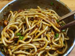 素椒杂酱面-左撇子私房面