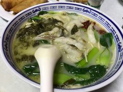 -明呈黄鱼面馆(斜土路店)