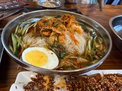 -韩风烤牛肉冷面店