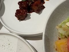 红酒牛仔粒-荟廷·晶萃(陆家嘴尚悦湾店)