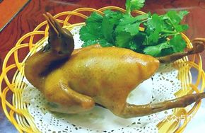 Guangming Roast Pigeon in Braising Sauce