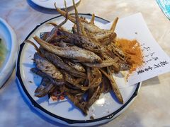 -小鱼儿海鲜港(新村十区店)